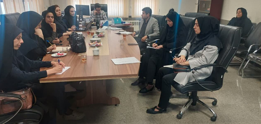 برگزاری دوره‌های آموزش سنجه‌های نسل پنجم اعتباربخشی بیمارستان‌ها در مورخ ۱۴۰۲/۵/۳۱ در سالن جلسات معاونت درمان