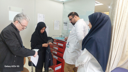 بازدید کارشناسان معاونت درمان و اداره بازرسی دانشگاه از پلی کلینیک تخصصی دانشگاه
