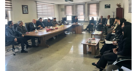برگزاری جلسه هماهنگی و تائید نهائی نحوه اجرای محاسبات کارانه بر مبنای دستورالعمل جدید در سالن جلسات معاونت درمان