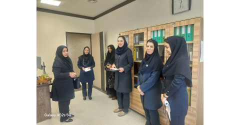 تقدیر مدیر  پرستاری دانشگاه از همکاران کنترل عفونت بیمارستان بهار