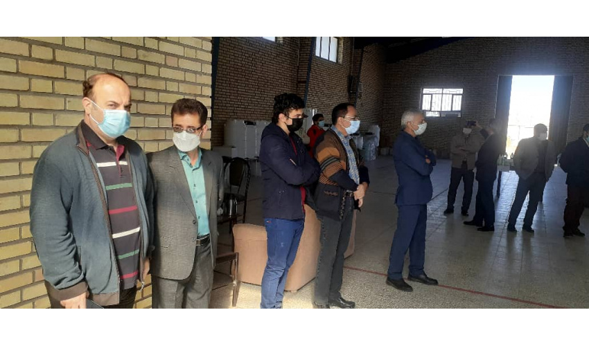 تور فناوری: بازدید از کارگاه تولید اسانس و عرقیات توران