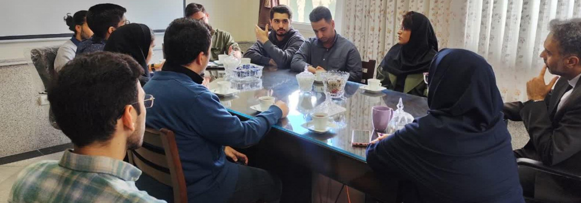 برگزاری جلسه نمایندگان دانشجویان علوم پایه با رئیس و معاون آموزشی دانشکده پزشکی