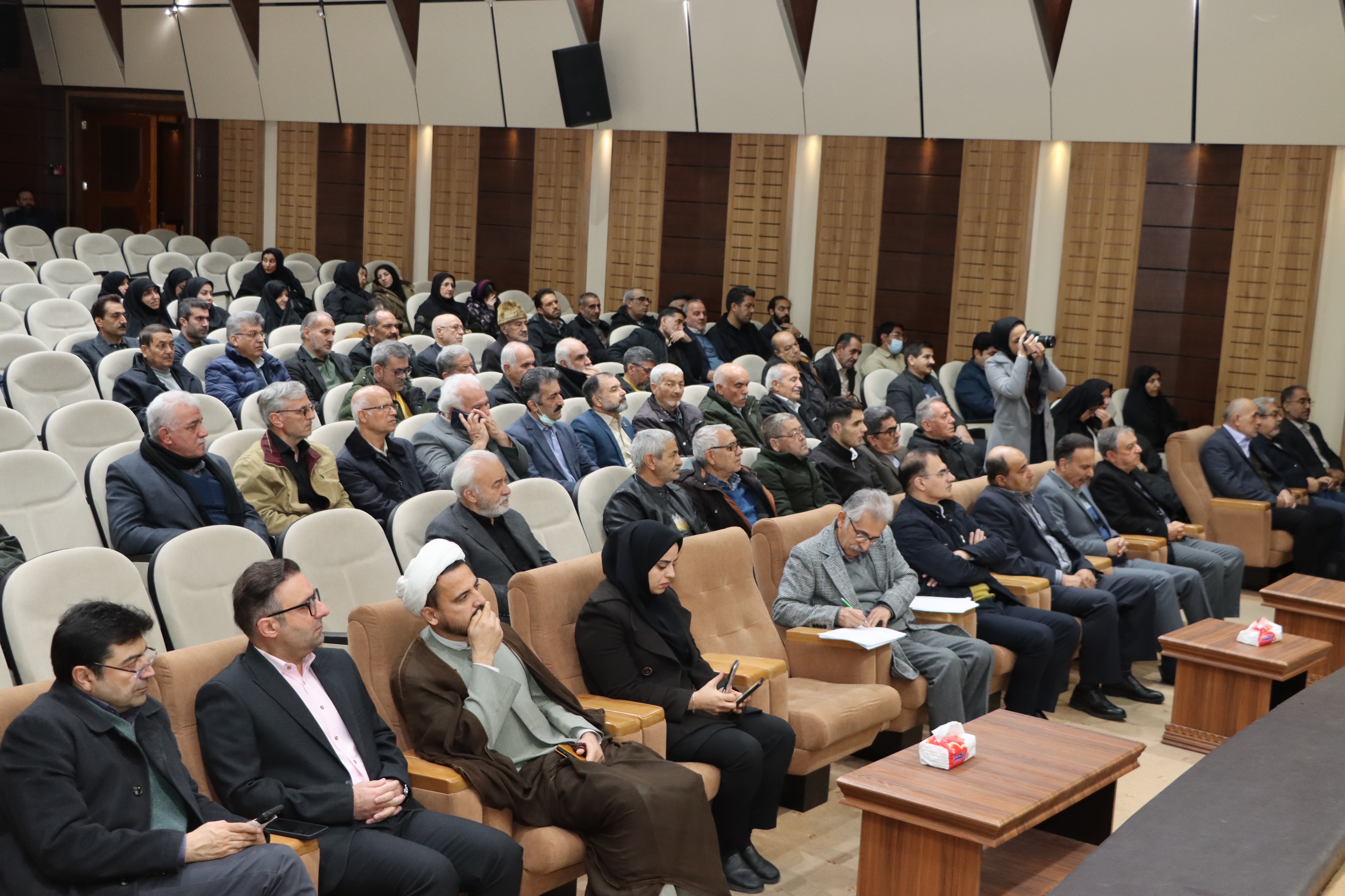 مراسم گرامیداشت میلاد با برکت علمدار کربلا و روز جانباز