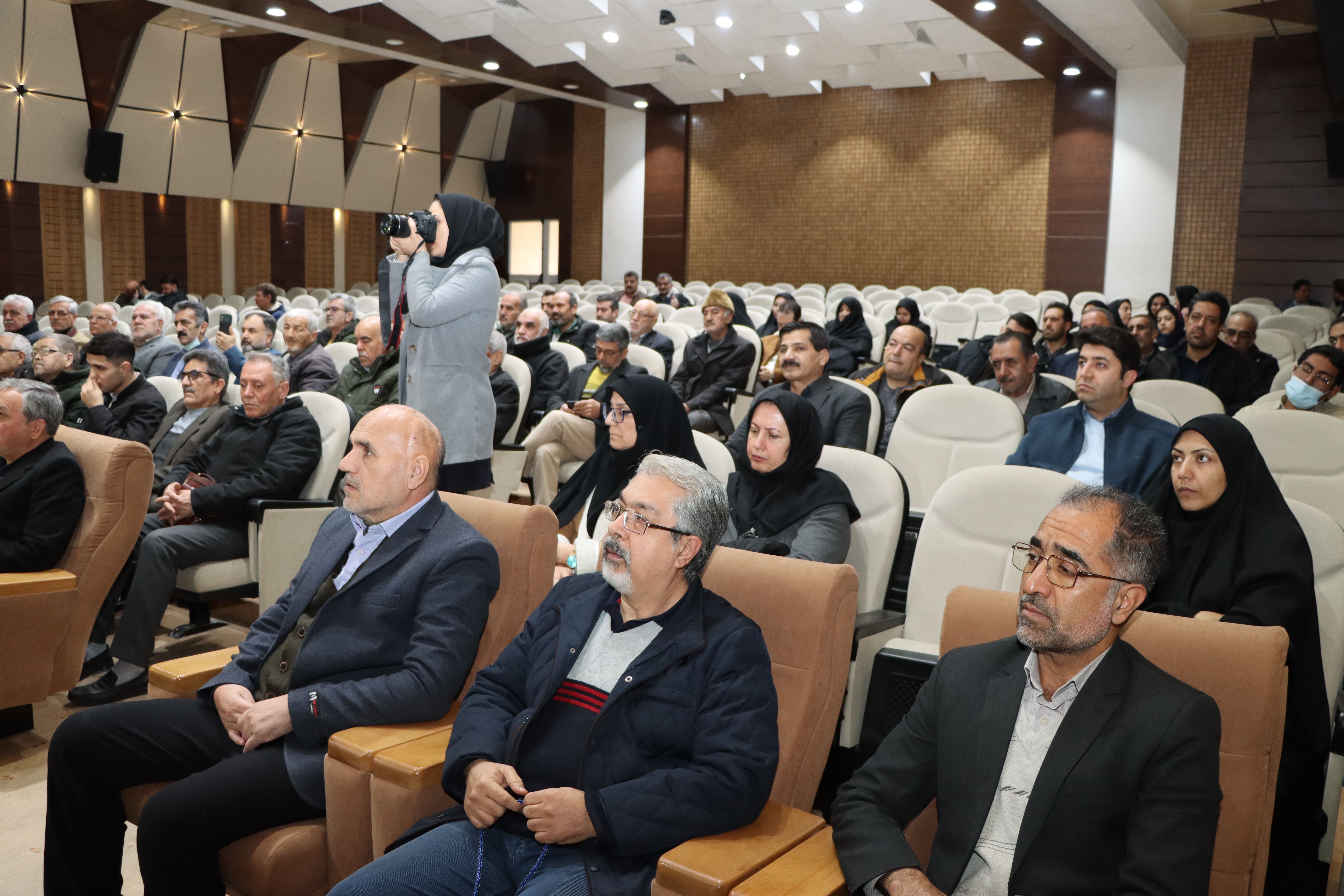 مراسم گرامیداشت میلاد با برکت علمدار کربلا و روز جانباز