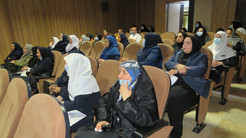 برگزاری دوره آموزشی " مدیریت بحران " با حضور مسئولین بالینی و غیر بالینی و پرستاران بیمارستان