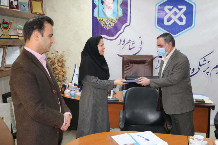 تقدیر دبیر شورای هماهنگی مبارزه با مواد مخدر استان سمنان از عملکرد واحد درمان سوءمصرف مواد دانشگاه