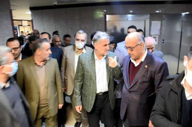 دکتر عیناللهی از بلوک زایمانی بیمارستان بهار شاهرود بازدید کرد