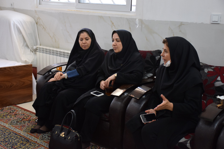 نشست مشترک دفتر امور مشارکتهای اجتماعی دانشگاه و مسئولین بیمارستان امام حسین"ع" و متولیان همراه سرای بیمار