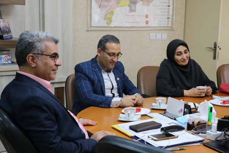برگزاری نشست صمیمانه دکتر شیبانی با دانشجویان بینالملل