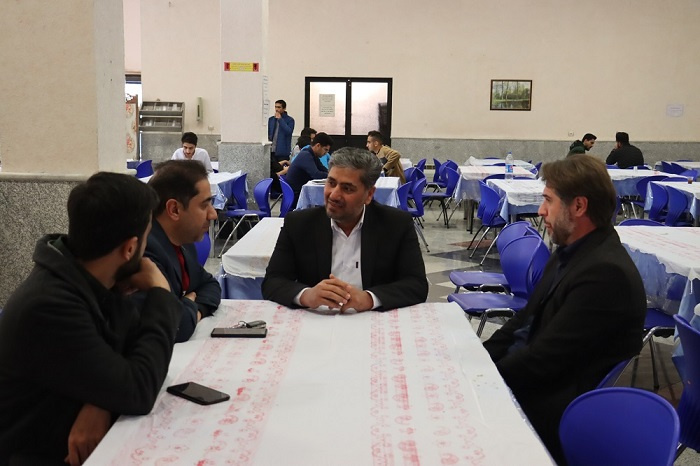 بازدید سرزده مدیرکل امور سیاسی" استانداری سمنان از سلف سرویس دانشگاه علوم پزشکی شاهرود