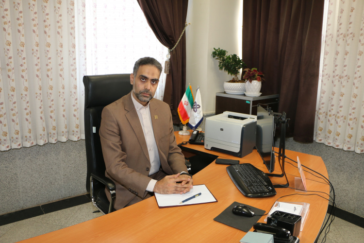 گفتگو با دکتر «سید میثم یکه سادات »؛ فوق تخصص مسمومیت و متخصص طب اورژانس و عضو هیات علمی دانشگاه علوم پزشکی شاهرود در وبینار مدیریت بیماران مسمومیت مخدر و محرک