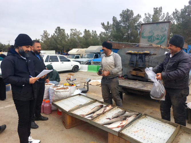 بازدید از جمعه بازار شاهرود با محوریت نظارت بر غرفههای خشکبار و تنقلات شب یلدا