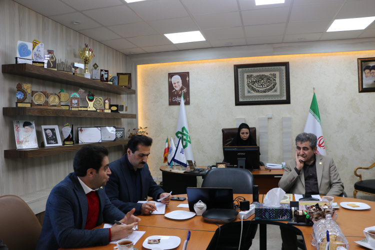 دیدار کارکنان حوزه معاونت غذا دارو با سرپرست دانشگاه