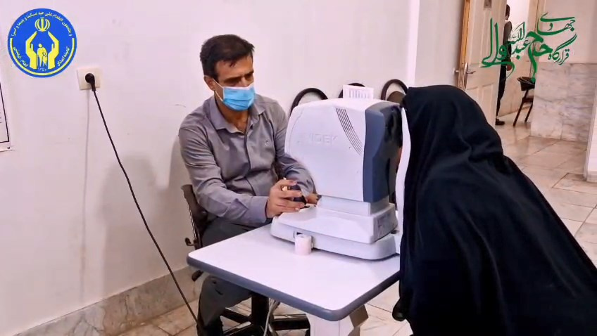 همکاری مرکز تحقیقات اپیدمیولوژی بیماریهای چشم دانشگاه علوم پزشکی شاهرود در ارائه خدمات رایگان بینایی سنجی به نیازمندان در اردوی جهادی درمانی
