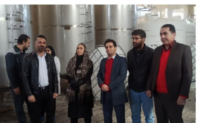 بازدید از کارخانجات مواد غذایی ،آرایشی و بهداشتی جهت ارزیابی برنامه ی عملیاتی prps