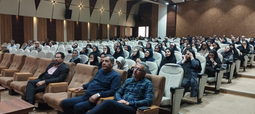 برگزاری کارگاه آموزشی « آشنایی با زمینه ها و دلایل شکل گیری اعتیاد » در سالن پورسینا به همت کارشناسان واحدسوء مصرف مواد مخدر معاونت درمان